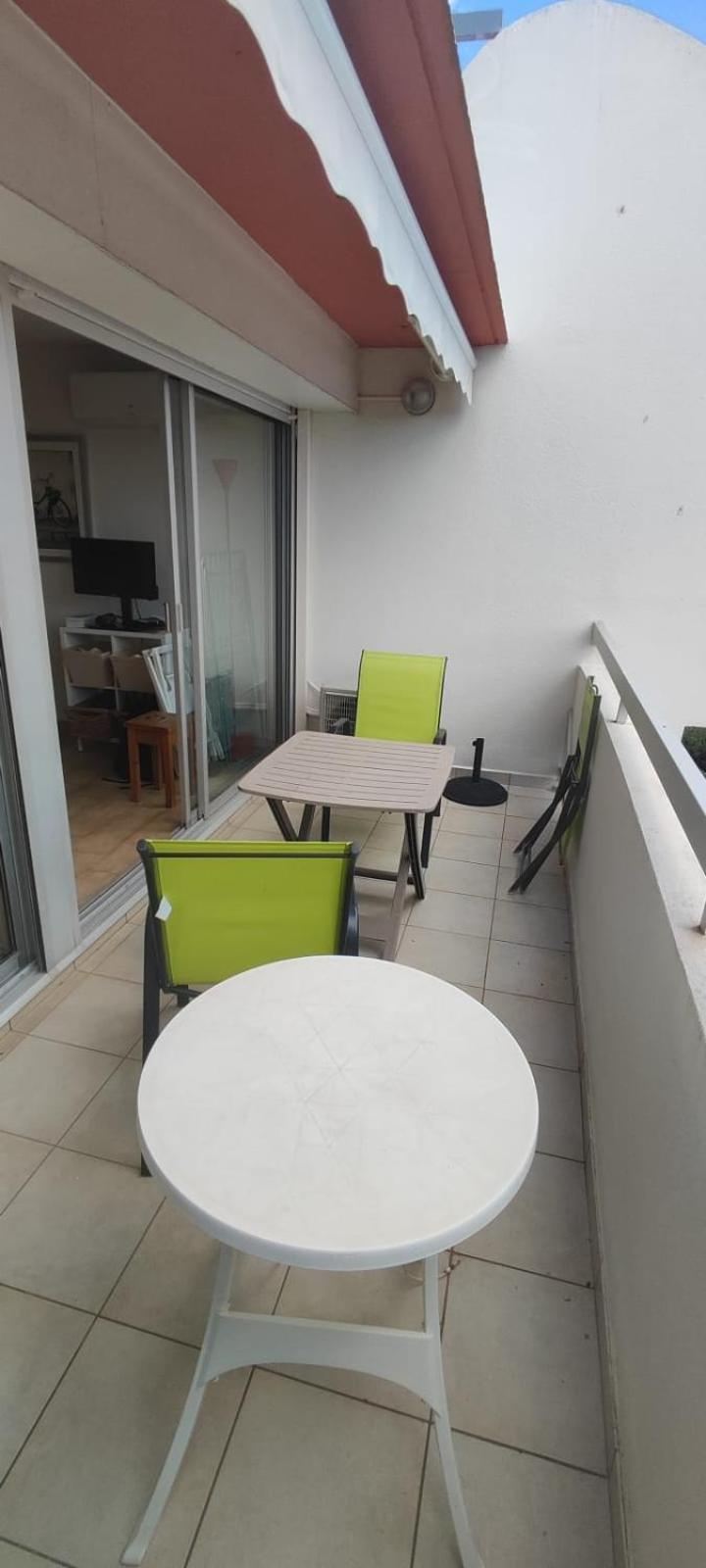 Joli Studio Avec Piscine A 200M De La Plage Parking Prive La Grande Motte Exteriör bild